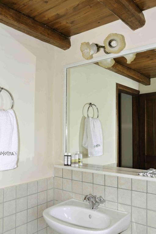 Diotima Homes Kalamata Phòng bức ảnh